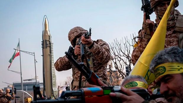 Guarda do Irã ameaça usar armas "mais destrutivas" se guerra recomeçar