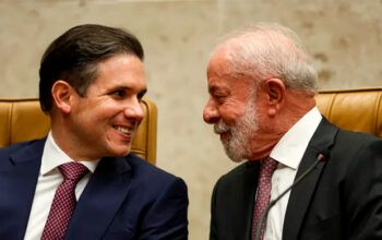 Hugo Motta anunciou nesta segunda-feira, 10, que vai apoiar à reeleição de Lula na Paraíba