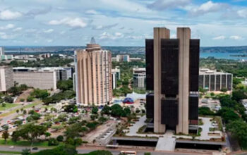 Inadimplência no Brasil sobe para 6,4% em julho e atinge recorde histórico, indica Banco Central