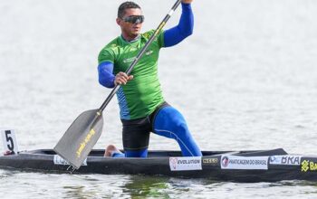 Isaquias Queiroz é campeão mundial no C1 500m na Polônia