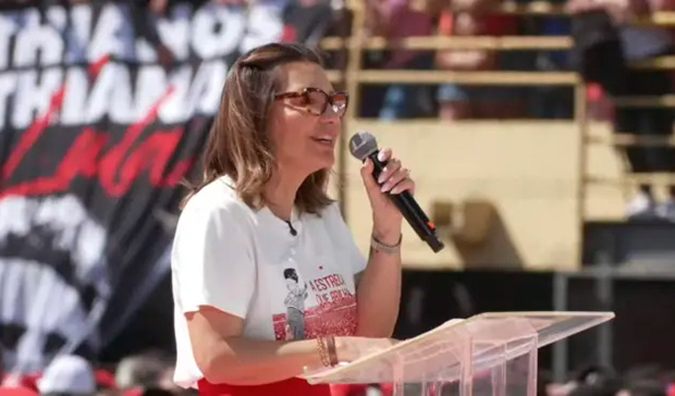 Janja homenageia Marisa, exalta força das mulheres e pede novo mandato para Lula