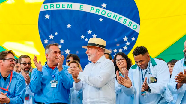 Lula defende enriquecimento de urânio para fins pacíficos e soberania: ‘Brasil não pode andar de cabeça baixa’