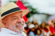 Lula recebe empresários e banqueiros no Alvorada; o encontro durou de três horas