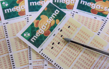 Mega-Sena acumula para R$ 135 milhões; confira as dezenas sorteadas