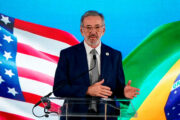 Ministro diz que tarifaço dos EUA é “ilegal e abusivo” e reciprocidade não deve acontecer neste ano