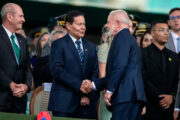 Mourão diz a Lula que poiará no Senado PL que regula a exploração de minerais críticos no país