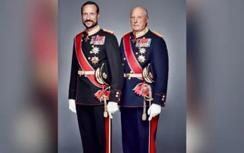 Novo rei da Noruega, Haakon VIII faz primeiro discurso após a morte do pai