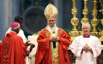 Papa Leão XIV aparece em lista de personalidades mais bem-vestidas de 2026