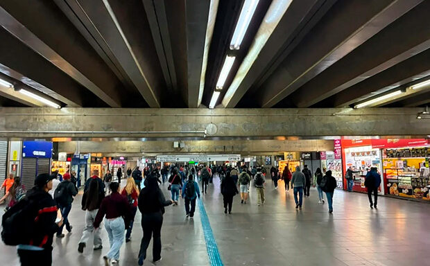 Paralisação de trens da CPTM em São Paulo entra no segundo dia
