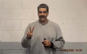 Perfil de Nicolás Maduro publica fotos do líder chavista em prisão nos EUA