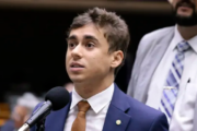 PT aciona PGR contra Nikolas Ferreira por propaganda eleitoral antecipada e ofensas a Lula