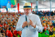 PT oficializa candidatura do presidente Lula à reeleição em convenção na zona norte de São Paulo