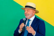 Força eleitoral de Lula está concentrada no Nordeste, entre católicos e nos segmentos de menor renda e escolaridade, Queast