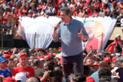 “Quem manda é o povo”: Haddad diz que Lula enfrentou poderosos sem abandonar os trabalhadores