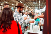 35ª edição da Expocachaça apresenta rótulo de R$ 15 mil com diamante cravado