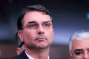 Flávio Bolsonaro é rejeitado por 54% dos eleitores, diz Quaest