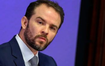 Durigan chama de “balela” proposta fiscal de Flávio Bolsonaro