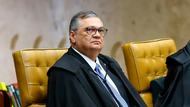 Dino autoriza PF a acessar dados de operação contra produtora de Dark Horse