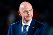 Torcedores lançam petição pela renúncia de Infantino na Fifa