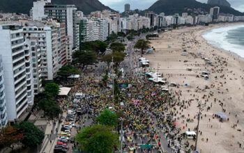 Valdemar culpa tempo nublado pelo ato flopado de Flávio Bolsonaro