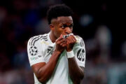Vinicius Júnior renova contrato com Real Madrid até junho de 2032