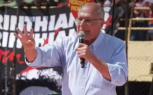 Alckmin cobra investigação sobre ligação de Tarcísio com o Banco Master: “traga a verdade”