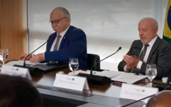 Ao lado de Lula, Fachin diz que não haverá precipitação nem omissão sobre o caso Alexandre de Moraes