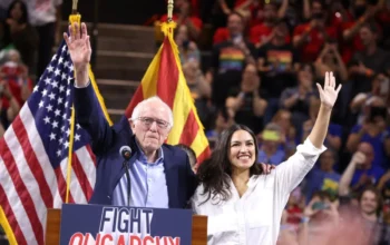 Bernie Sanders, AOC e 29 deputados acusam EUA de interferência no Brasil