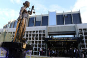 Casal é condenado a mais de 360 anos de prisão por estupro de vulnerável