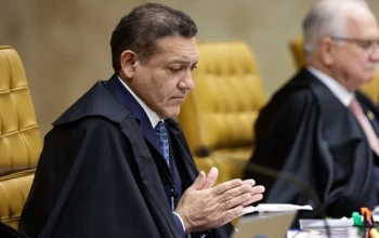 Celular de Vorcaro cita R$ 500 mil para filho de Nunes Marques
