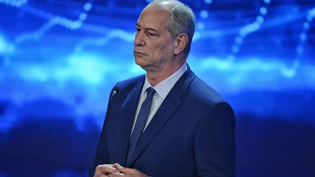 Ciro Gomes jantou com Daniel Vorcaro em julho de 2024:  “Tive grande prazer em conhecê-lo. Abraço”