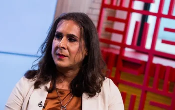 Duda Salabert ironiza Nikolas após mensagens com Vorcaro: “Não existe jatinho grátis, lindão”