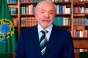Em pronunciamento, Lula defende soberania e uso das riquezas do Brasil pelo povo