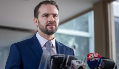 Empresa que patrocinou “Dark Horse” recebeu do crime organizado, diz ministro
