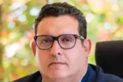 Ex-marqueteiro de Flávio diz que repassou R$ 1 milhão a “Dark Horse” após pedido “desesperado” de Frias