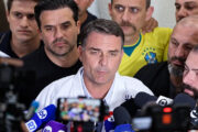 Flávio Bolsonaro anuncia Pablo Marçal na equipe de campanha na reta final