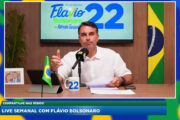 Flávio Bolsonaro anuncia recrutamento de fiscais e volta a atacar urnas eletrônicas