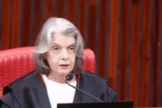 Flávio cobra voto de Cármen Lúcia para abertura de investigação contra Alexandre de Moraes