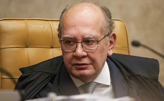 Gilmar Mendes pede que Fachin libere íntegra de dados do celular de Vorcaro