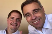 Implante capilar de Mendonça foi feito pelo irmão de advogado de Vorcaro