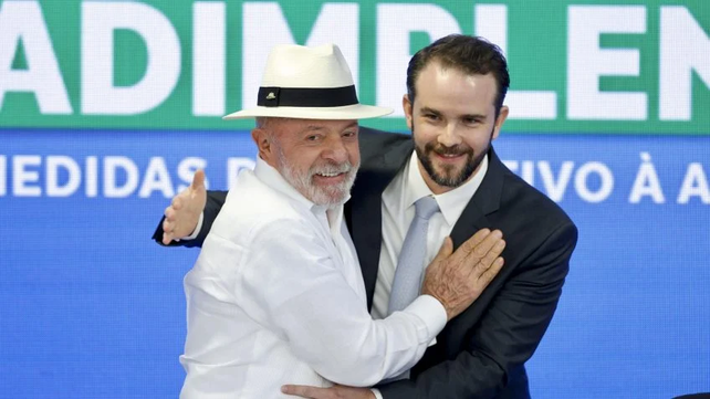 Lula prepara programa para reduzir o endividamento das famílias com foco na compra de dívidas antigas