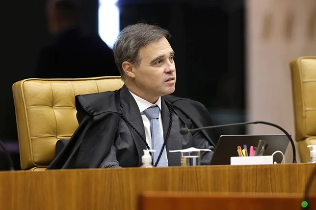 Mendonça diz que retirar sigilo do celular de Vorcaro tumultua julgamento