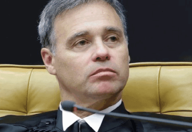 Mendonça procura Fachin e chama decisão de Dino de ilegal