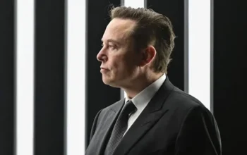 Musk tenta liberar nudes criados por IA e perde na Justiça