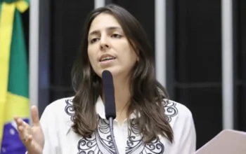 Natália Bonavides (PT) recebe e-mail com ameaças de estupro e esquartejamento