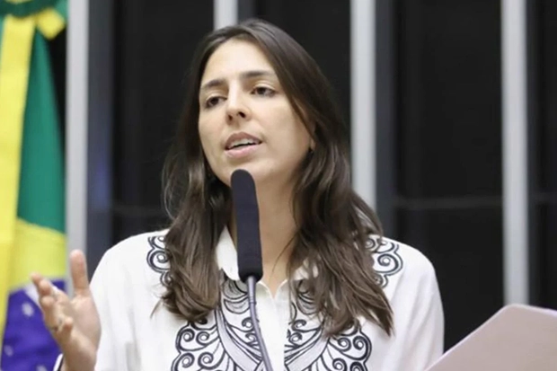 Natália Bonavides (PT) recebe e-mail com ameaças de estupro e esquartejamento