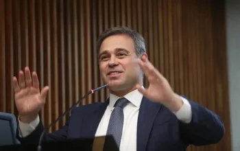Notas apresentadas por Mendonça constam como “sem pagamento” no sistema da Fazenda de SP