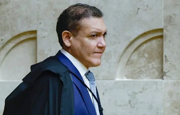 Nunes Marques tira do ar jingle de Lula sobre Flávio Bolsonaro, Vorcaro e rachadinhas