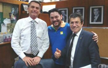 Pastor autor de projeto contra Nossa Senhora Aparecida foi assessor de Bolsonaro