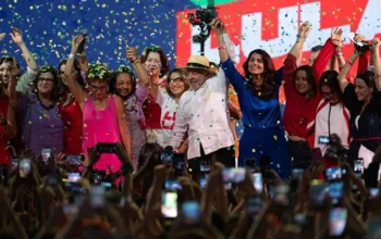 Lula abre 13 pontos sobre Flávio entre mulheres no 2º turno, diz pesquisa